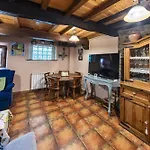 Casa Delia, Casa De Pueblo Casa vacanze Nava