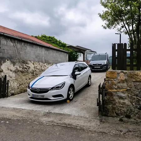 Casa Delia, Casa De Pueblo Nava