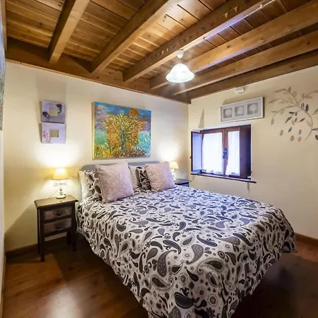 Casa Delia, Casa De Pueblo Holiday home Nava