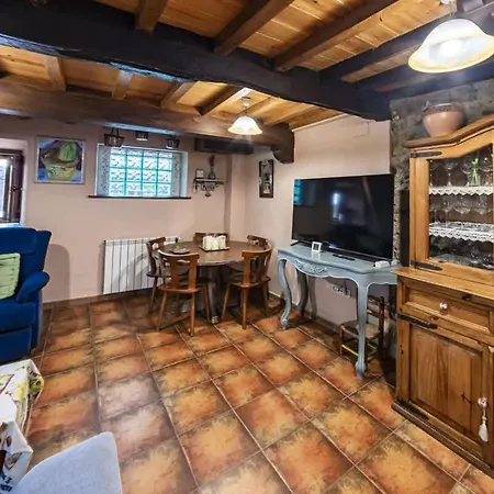 Casa Delia, Casa De Pueblo Prázdninový dům
