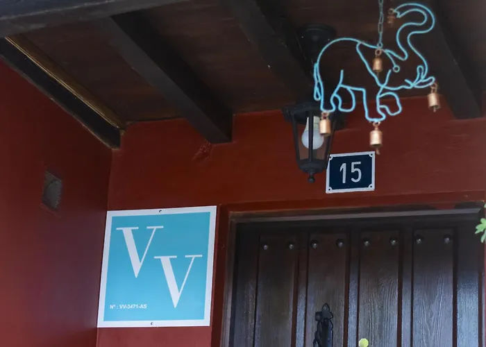 Casa Delia, Casa De Pueblo Nava