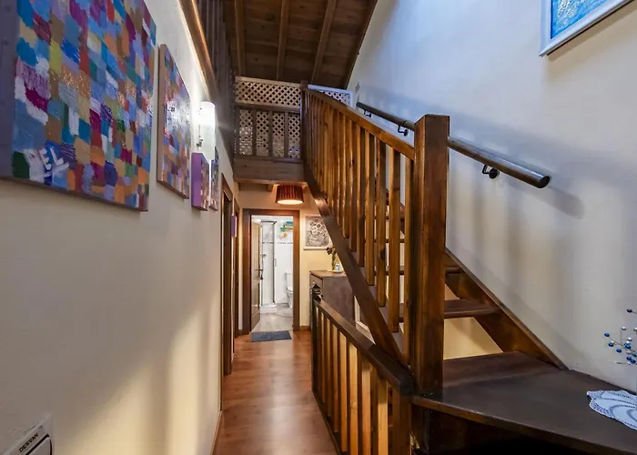 Casa Delia, Casa De Pueblo * Nava