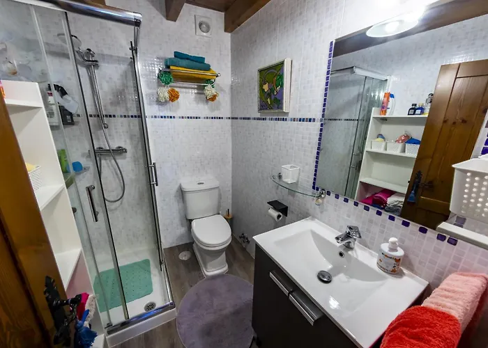 Casa Delia, Casa De Pueblo Nava